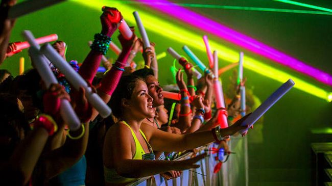 Twin Falls: One Admission to the Blacklight Bubble Party 5K