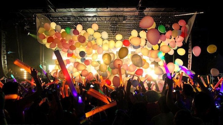 The ultimate rave-run - JUST GLOW WITH IT!