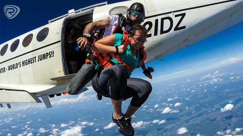 12,000 ft Skydiving Package for 1