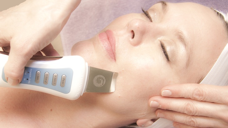 (Last Call) 66% off 1-Hour Deluxe Glycol Peel or Deluxe Microcurrent Facelift Facial