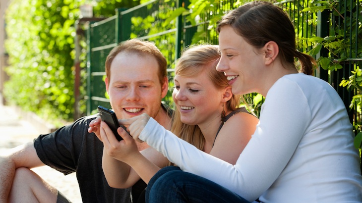 2 Passes for Scavenger Hunt Style Tour w/ option of Venice/ Hollywood/ Beverly Hills